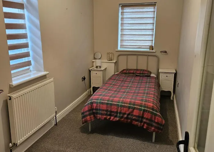 Large Bungalow To Sleep Up To 8